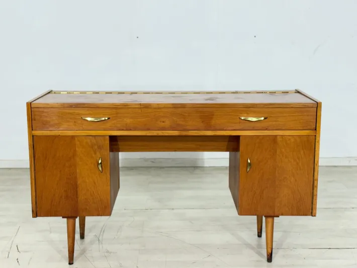 Pamono Vintage Ladies Desk in Wood, 1960s Outlet