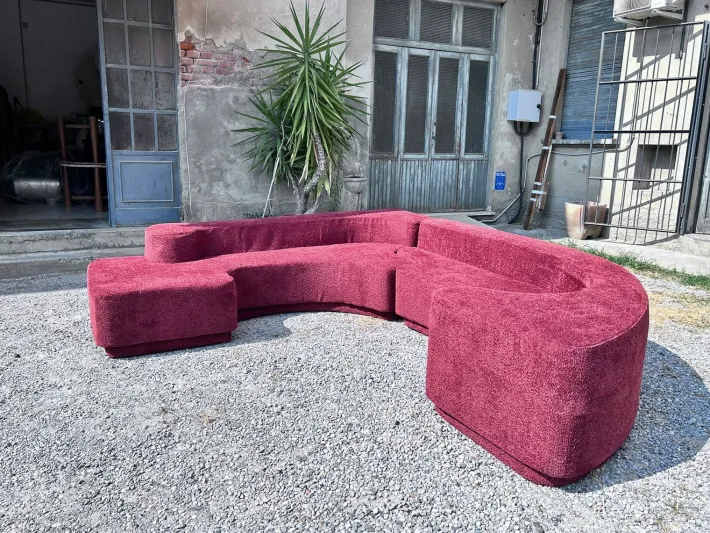 Pamono Vintage Lara Modular Sofa in Burgundy Bouclé by Roberto Pamio for Stilwood, 1970s Hot
