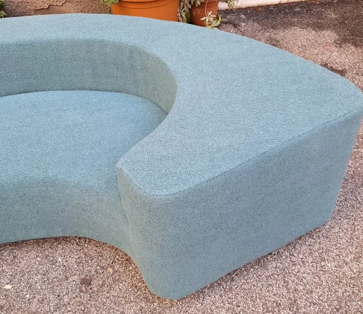 Pamono Vintage Lara Sofa in Sky Blue Boucle by Roberto Pamio for Stilwood, 1970s Hot