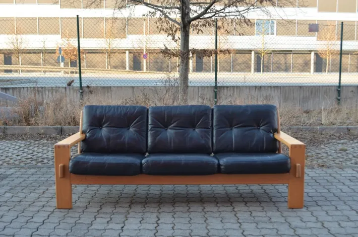 Pamono Vintage Leather Bonanza Sofa by Esko Pajamies for Asko Outlet