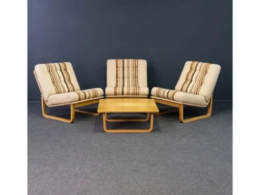 Pamono Vintage Lounge Chairs and Coffee Table, Set of 3 Discount