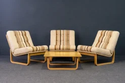 Pamono Vintage Lounge Chairs and Coffee Table, Set of 3 Discount