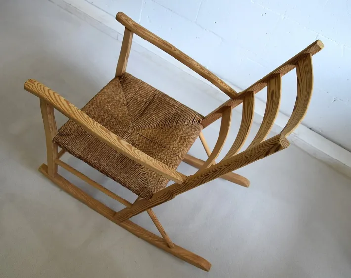 Pamono Vintage Norwegian Pine Rocking Chair, 1930s Clearance