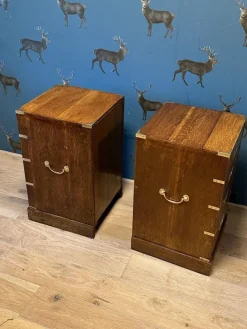 Pamono Vintage Oak Bedside Tables, 1920s, Set of 2 Discount