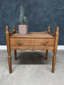 Pamono Vintage Oak Nightstand with Brass Handle by Henning Kjærnulf, 1950s Online