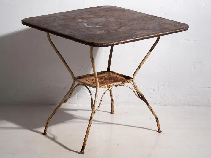 Pamono Vintage Outdoor Table, 1920 Hot