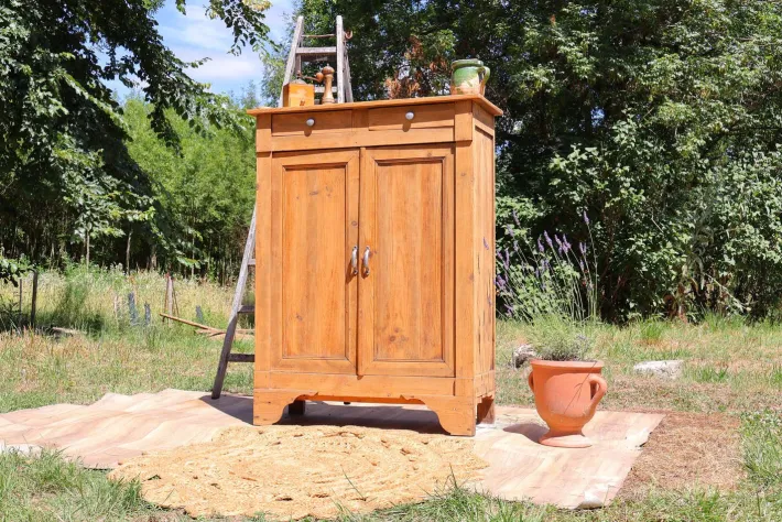 Pamono Vintage Parisian Wooden Buffet Online