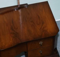 Pamono Vintage Queen Anne Style Legs Dressing Table with Large Mirror Best