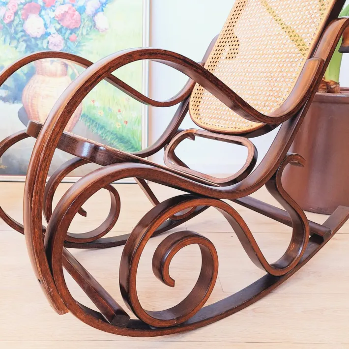 Pamono Vintage Rattan Rocking Chair in the style of Thonet, 1970s