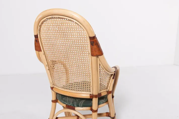 Pamono Vintage Rattan-Bamboo Indoor/Outdoor Chairs with Table, 1970s, Set of 3