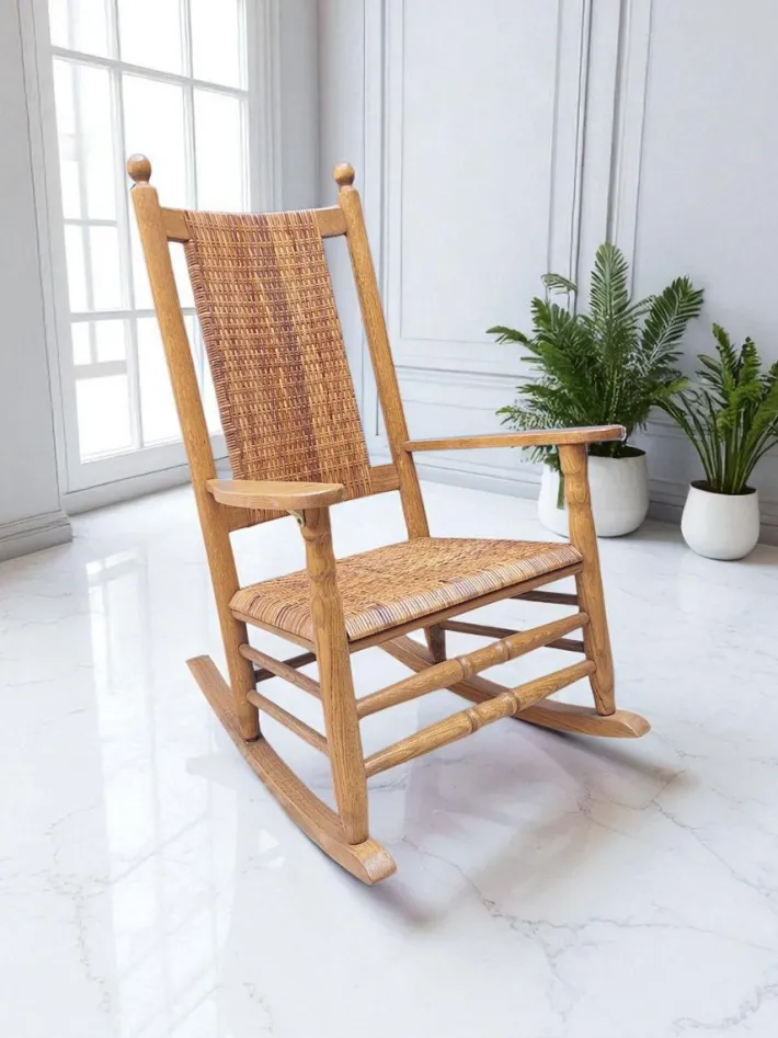 Pamono Vintage Rocking Chair in Oak and Rattan, 1960s Hot