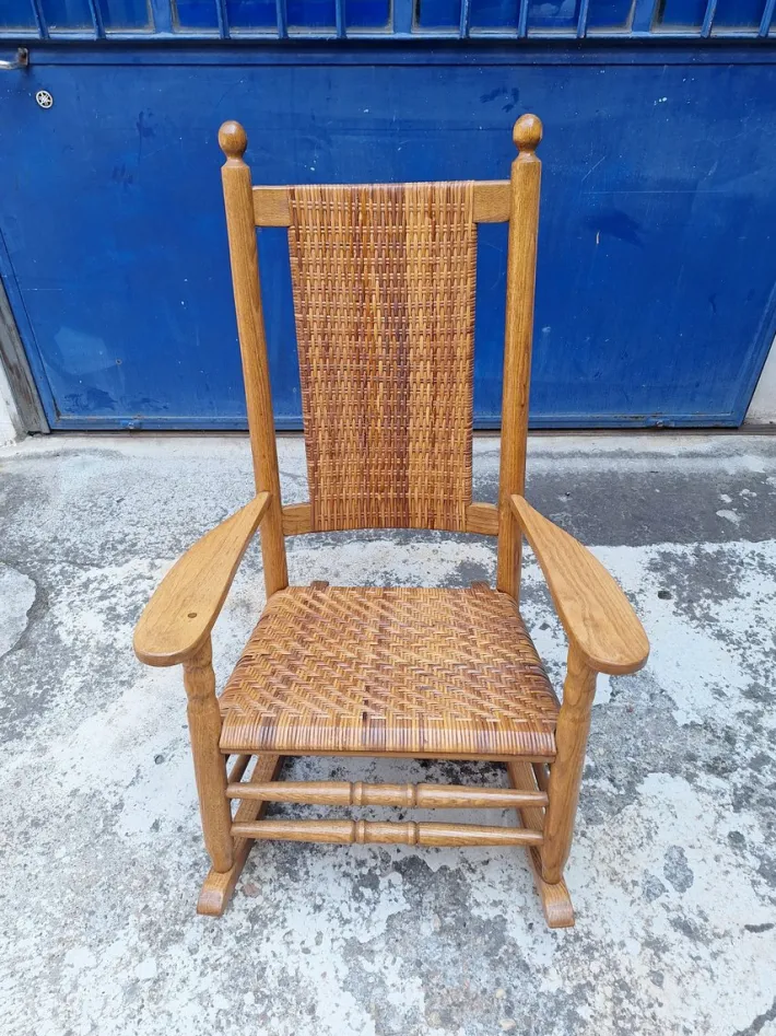 Pamono Vintage Rocking Chair in Oak and Rattan, 1960s Hot