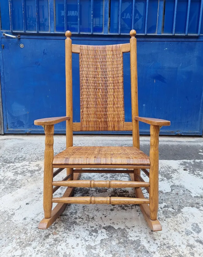 Pamono Vintage Rocking Chair in Oak and Rattan, 1960s Hot