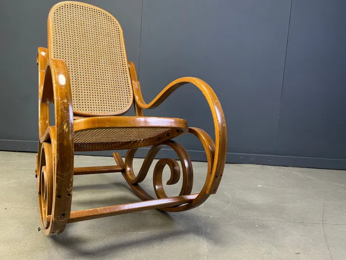 Pamono Vintage Rocking Chair in the style of Thonet, 1960s New