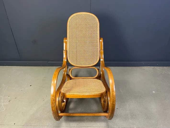 Pamono Vintage Rocking Chair in the style of Thonet, 1960s New