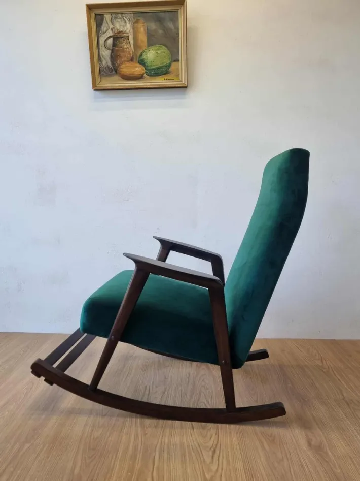 Pamono Vintage Rocking Chair, 1950s Outlet