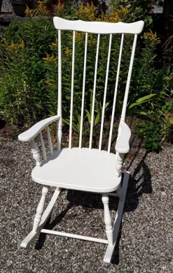 Pamono Vintage Rocking Chair with High Back in White Painted Beech, 1970s Online