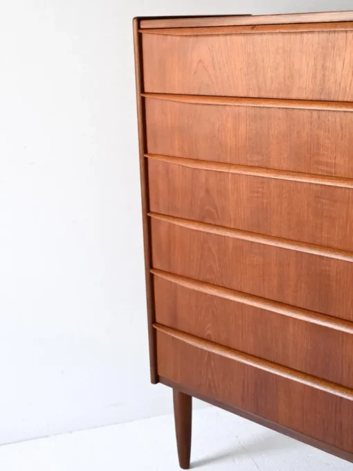 Pamono Vintage Scandinavian Chest of Drawers with Cantilevered Handles, 1950s Online