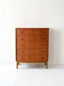 Pamono Vintage Scandinavian Chest of Drawers with Shell Handles, 1950s Sale