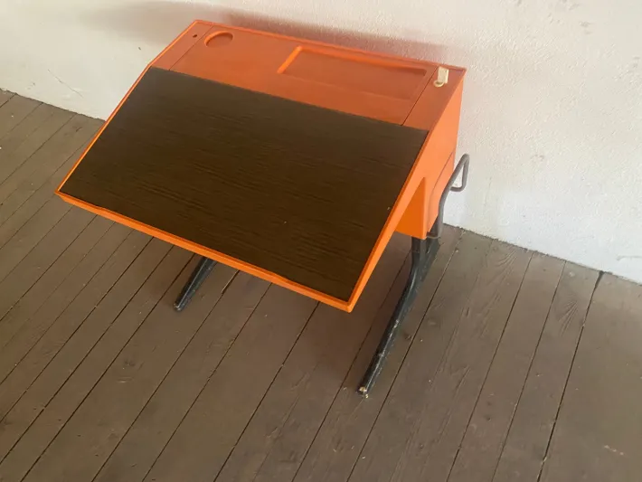 Pamono Vintage Space Age Desk in Orange by Luigi Colani for Flötotto, Set of 2 Best