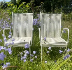 Pamono Vintage Spaghetti Garden Chairs in White in the style of Mauser, 1960s, Set of 2