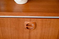 Pamono Vintage Style Scandinavian Bedside Tables or Nightstands, 1970s, Set of 2 Sale