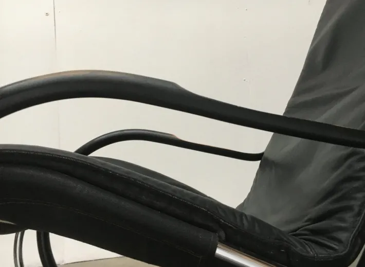 Pamono Vintage Swiss Nonna Rocking Chair by Paul Tuttle for Strässle