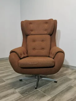 Pamono Vintage Swivel Chair from Up Zavody Rousinov, 1970s Hot