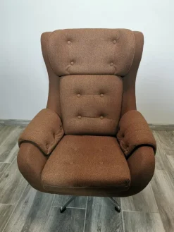 Pamono Vintage Swivel Chair from Up Zavody Rousinov, 1970s Hot