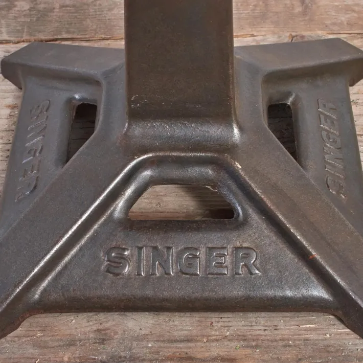 Pamono Vintage Swivel Desk Chair, 1940s