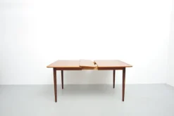 Pamono Vintage Teak Dining Table, 1960s Outlet