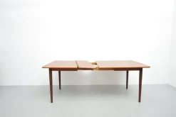 Pamono Vintage Teak Dining Table, 1960s Outlet