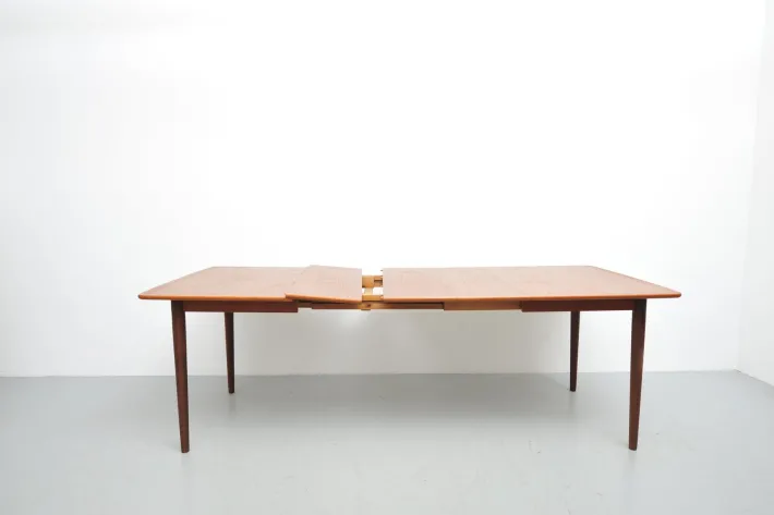 Pamono Vintage Teak Dining Table, 1960s Outlet