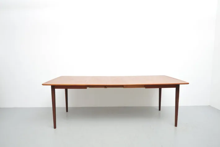 Pamono Vintage Teak Dining Table, 1960s Outlet