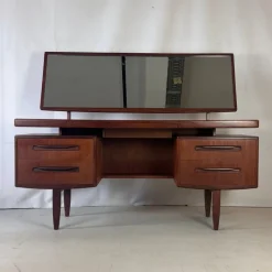 Pamono Vintage Teak Fresco Dresser by Viktor Wilkins for G-Plan, 1960s Hot