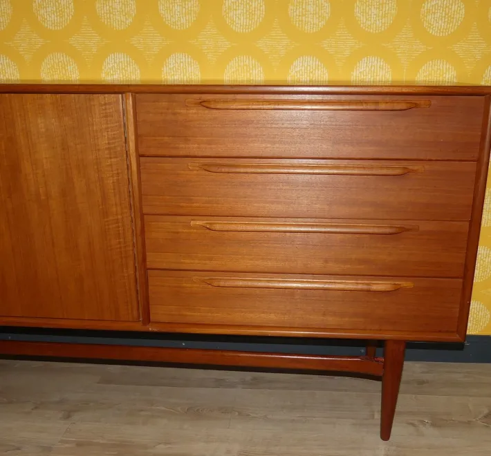 Pamono Vintage Teak Sideboard by Heinrich Riestenpatt for RT Möbel, 1960s Clearance