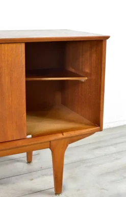 Pamono Vintage Teak Sideboard from Jentique, 1960s Clearance