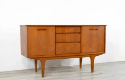 Pamono Vintage Teak Sideboard from Jentique, 1960s Clearance