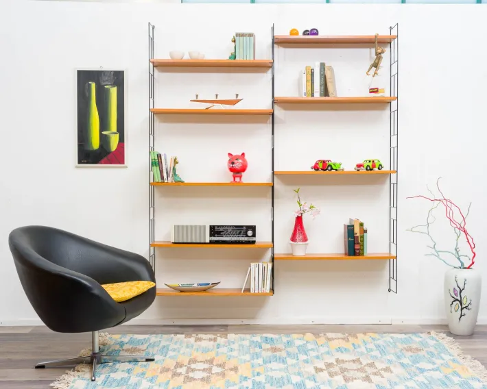 Pamono Vintage Teak Wall Shelf from WHB, 1960s Hot