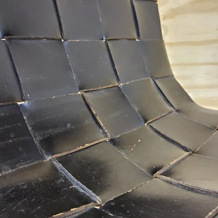 Pamono Vintage Valenti Slipper Chair in Woven Leather by Pierre Lottier for Valenti Luce, Spain, 1950s New