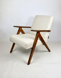 Pamono Vintage VAR B-310 Armchair in Beige Wool, 1970s