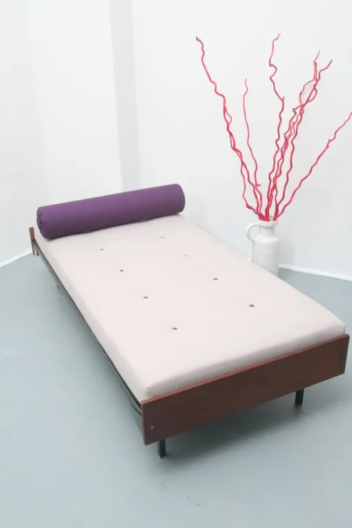 Pamono Vintage White & Purple Daybed New