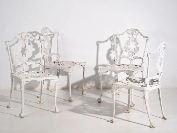Pamono Vintage White Garden Table and Chairs, 1950, Set of 5 Best