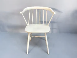 Pamono Vintage White Lacquered Spindle Chairs from Nesto, 1960s, Set of 4 New