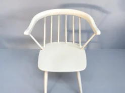 Pamono Vintage White Lacquered Spindle Chairs from Nesto, 1960s, Set of 4 New