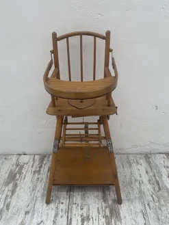 Pamono Vintage Wooden Children's Chair Hot