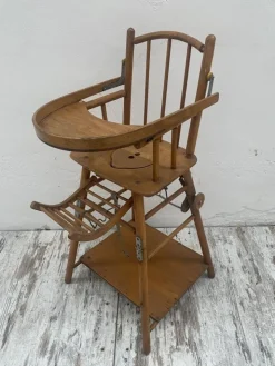 Pamono Vintage Wooden Children's Chair Hot