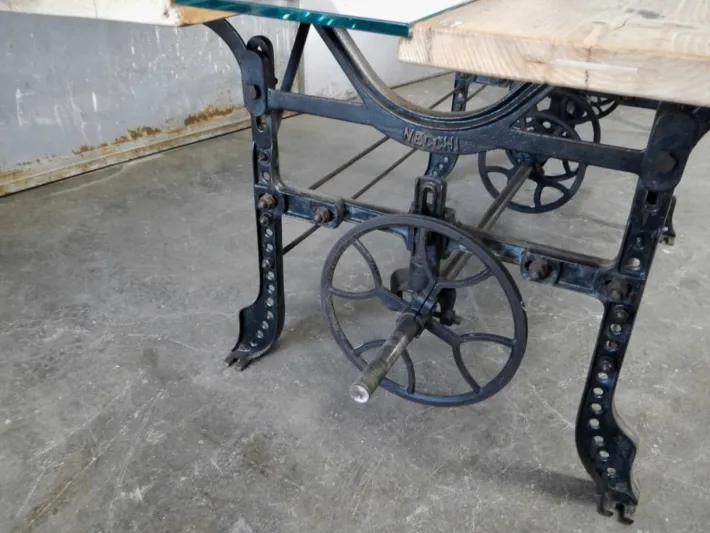 Pamono Vintage Worktable in Cast Iron, 1920