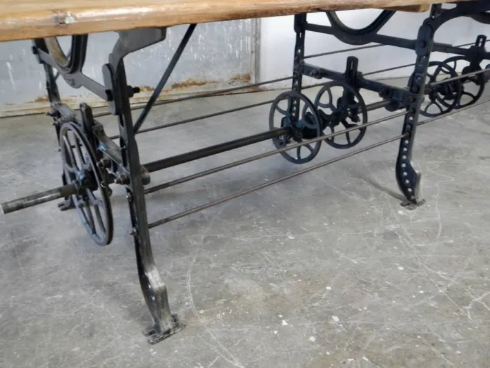 Pamono Vintage Worktable in Cast Iron, 1920