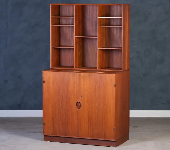 Pamono Wall Unit in Teak by Peter Hvidt & Orla Mølgaard for Søborg Møbelfabrik, 1950s Discount